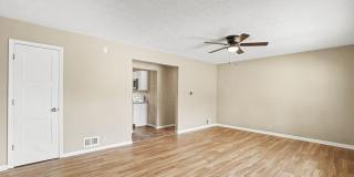 Modern Comfort meets Convenience - 3BR/2BA Duplex Gallery 5