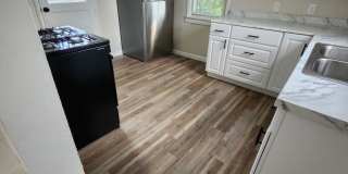 Charming 3BR 1BA home in Braddock Gallery 5