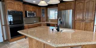 SPACIOUS 4 BEDROOM HOME IN SOUTH SALINAS Gallery 1