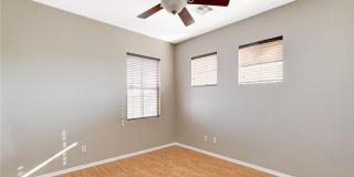 Large 5 Bed Summerlin Home Gallery 18
