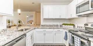 Alexander at Stonecrest Apartments Gallery 21