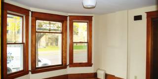 Beautiful, Clean 4 bedroom West 7th Gem!! Gallery 3