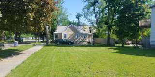 Grand Rapids N.W. Downtown 2 Bdrm Bungalow Gallery 25