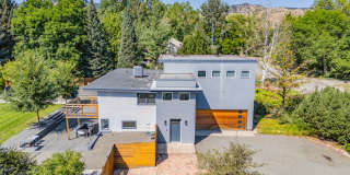 5 bed 3.5 Bath Home in North Boulder W/Large Backyard, Swimming Pool & Jacuzzi! Gallery 4