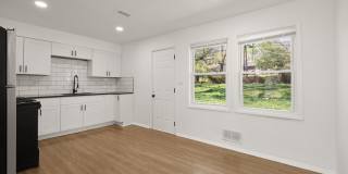 Spacious Single Family Home - 4 BD/2 BA Gallery 7