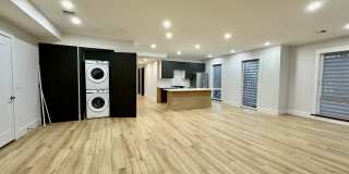 Luxurious 5-bed/4 bath Fort Hill apartment near Near BU and Northeastern - great location! Gallery 5