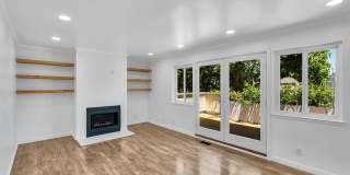 Noe Valley/Dolores Heights: Luxury Condo w/ Expansive Private Deck & 2 Car Parking Gallery 3