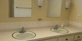 Beautiful 2 bed 1 bath in Rio Rancho Gallery 9