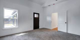 2425 Monterey Street Gallery 18