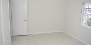 2010 Taylor Street Gallery 3