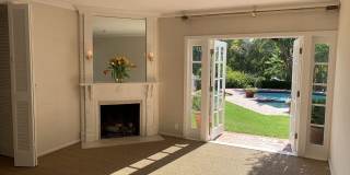 8050 Mulholland Dr Gallery 12