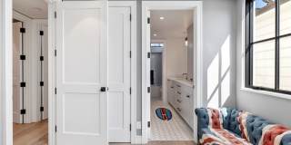 2428 The Strand Gallery 62