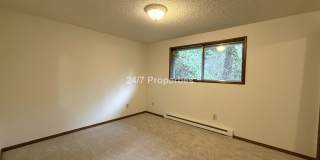 Cute 3 BD | 1.5 BA Home in Lake Oswego - Lake Access! Cute 3 BD | 1.5 BA Home in Lake Oswego - Lake Access! Gallery 11