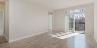 Radiant Fairfax Ridge Apartments Gallery 29