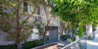 10237 Fernglen Avenue Gallery 1