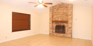 Beautiful 3 Bedroom, 2 Bathroom Home in Whitehouse ISD! Gallery 6
