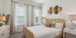 Olea eTown Gallery 16