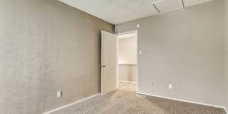 Pinewoods Apartments Gallery 12