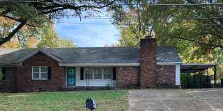 CHECK OUT THIS AMAZING 3bed 2 bath home | 38127 Gallery 1