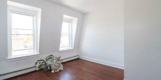 187 Bank Street Gallery 13
