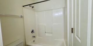3 Bedroom 2.5 Bath Townhouse Gallery 1