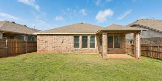3 bedroom 2 bath near Paycom! Gallery 26