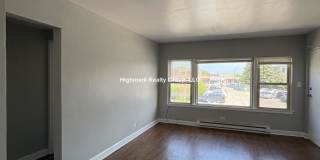 7632 1/2 North Milwaukee Ave. Gallery 1
