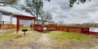 Lake Breeze Gallery 7