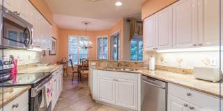 ***PELICAN BAY CRESCENT SEASONAL RENTAL***3 BED 2.5 BATH***2 CAR GARAGE***EXCELLENT LOCATION*** Gallery 3