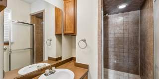 208 Hudson Pl Gallery 22