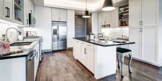 The Christopher Gallery 10