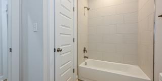 1714 Club Road Gallery 16