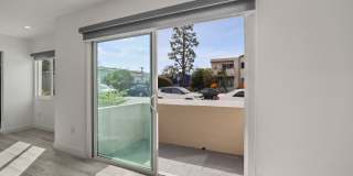 2034 S Garth Avenue Apartments Gallery 20