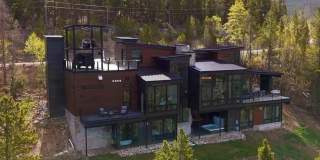 Stunning Modern Luxury Alpine Retreat consisting of 4 Bedroom and 5 Baths, and high-end finishes throughout! Gallery 1