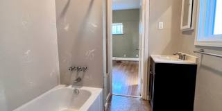 Lovely and spacious 2bd / 1 bth plus bonus room with washer & dryer! Lovely and spacious 2bd / 1 bth plus bonus room with washer & dryer! Gallery 16