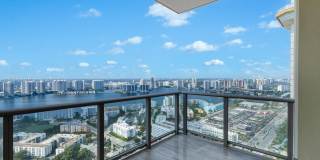 17749 Collins Ave Gallery 21