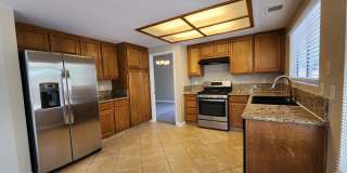 Gorgeous 4 Bedroom corner lot home Gallery 17