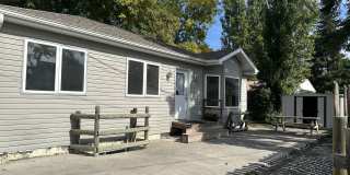 626 1/2 7th Ave W Gallery 1