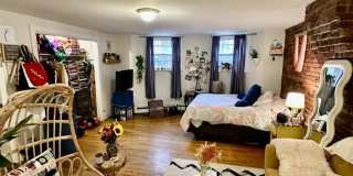23 East Springfield Gallery 6