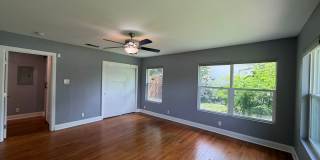 3 Bedroom, 2 Bath Home Close to Woodlawn Park Gallery 19