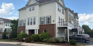 22655 VIENNA GREEN Terrace Gallery 1