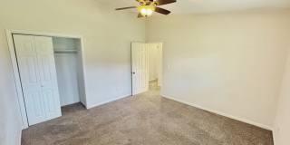 804 E Clark Gallery 5