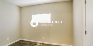 2475 Lawndale Avenue Gallery 11