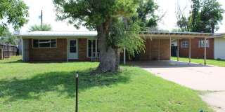 For Rent - 3 Bed/ 2 Bath Gallery 1