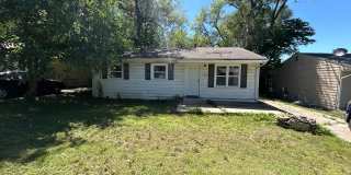 3 bed 1 Bath Huge backyard 3 bed 1 Bath Huge backyard Gallery 1