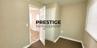 2 Bed 1 Bath Home With Den Gallery 8