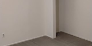 927 East Sego Lily Drive Gallery 1