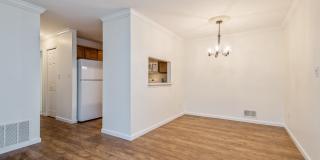101 QUINCE Court Gallery 11
