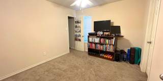 AUGUST 2026 PRE-LEASE Beautiful 4 Bedroom 3 Bathroom Home in Dove Crossing Gallery 10