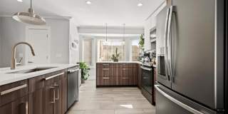 1611 Washington Boulevard Gallery 4